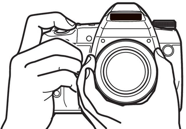 Dibujo de Cámara de Mano Sujetando para Colorear y Imprimir