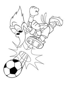 Dibujo Woody Woodpecker Jugando Al Futbol Colorear