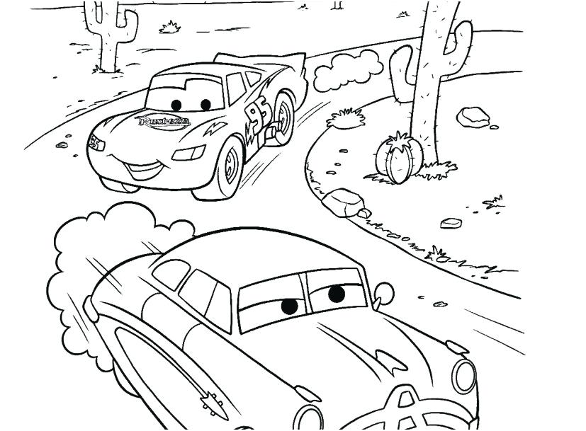 Dibujo de Mcqueen Carreras Con Doc Hudson para Colorear y Imprimir